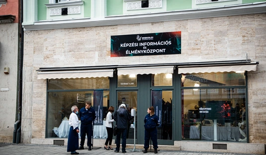 Képzési Információs és Élményközpont megnyitó   