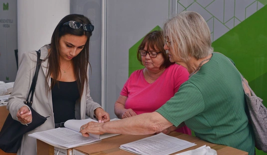 szavazatszámláló bizottság 