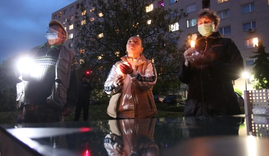 Szerenád a Vörösmartyn 