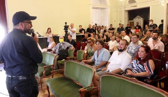 Évadnyitó a Miskolci Nemzeti Színházban 