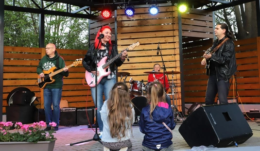 Színpad avató családi nap Görömbölyön 