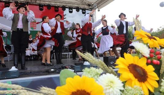 Szinvavölgyi Néptáncműhely műsora 