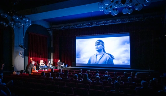 Az Anne-Mari Kivimäki együttes előadása, Tampere ajándéka 