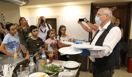 Tanodások a Drót Bisztróban 