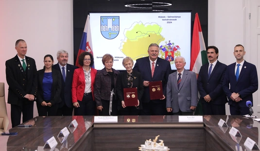 Testvérvárosi megállapodás Miskolc és Selmecbánya 