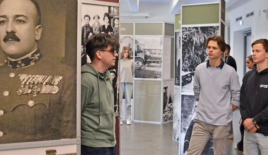 Történetek egy családi albumból kiállítás 