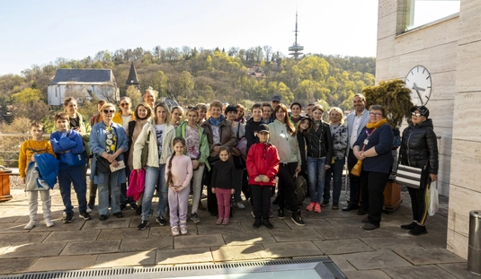 Ukrán menekülteknek mutatták meg a belvárost 