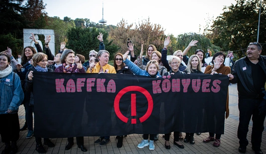 Pedagógus tüntetés a Szent István téren 