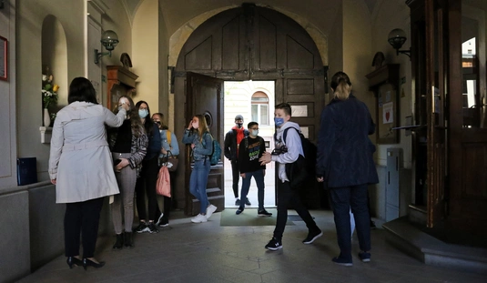 Újraindult az iskola 