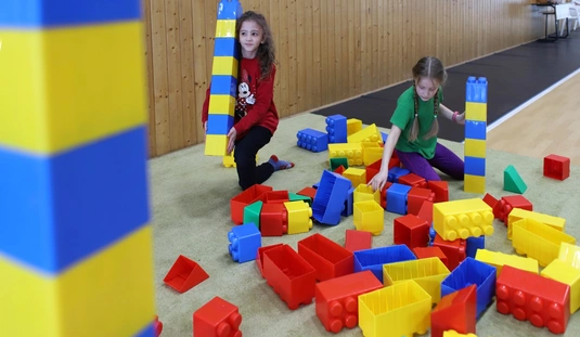 Ukrán gyermekek játszóháza az egyetemen 