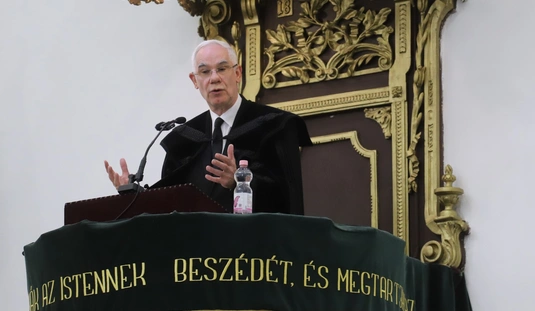 Ünnepi Istentisztelet a Kossuth utcai református templomban 