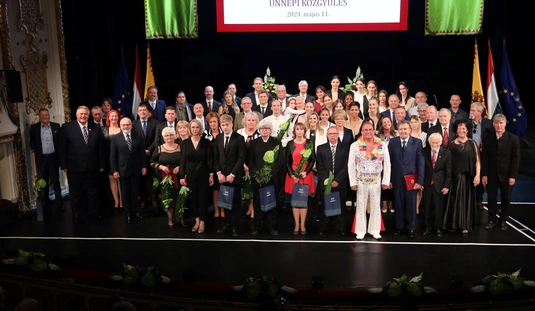 Ünnepi közgyűlés 1. 