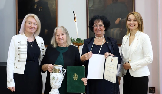 Ünnepi közgyűlés a vármegyeházán 