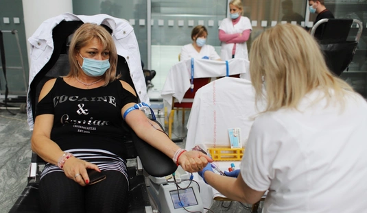 Véradás a városházán 