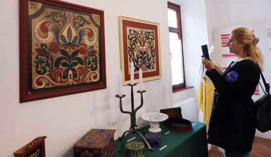 Virágzó népművészet kiállítás 