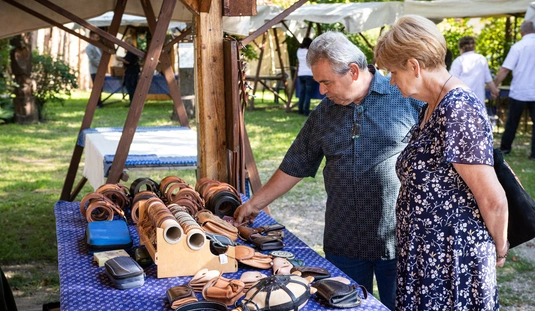 XVII. VIRÁGZÓ NÉPMŰVÉSZET 