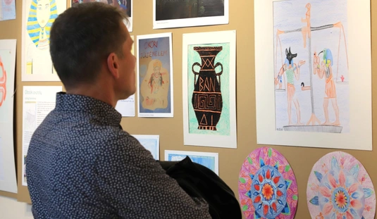 A Waldorf tanterv 12 éve kiállítás az Adyban 