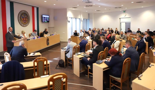 Rendkívüli közgyűlés 