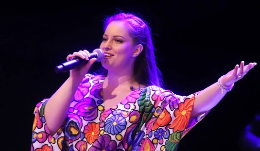 László Evelin koncertje a Művészetek Házában 