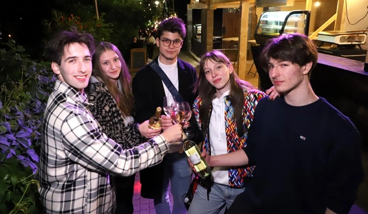 Borangolás, csütörtök