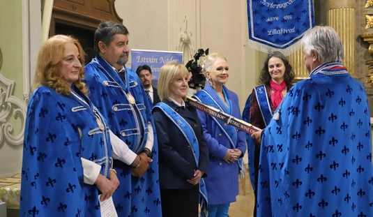 Borlovag avatás a Minorita templomban