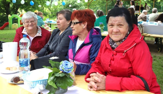 Nyugdíjas találkozó a Napraforgó Bölcsődében