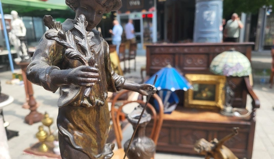 Júniusi régiségvásár