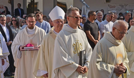 Csókay Károly jezsuita atya temetése