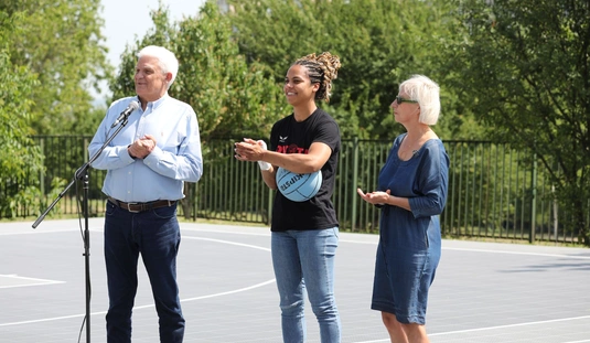 Kosárlabda pálya avató