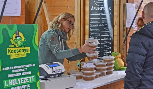 Kocsonya vásári forgatag