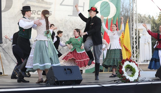 Március 15-ei megemlékezés a Szent István téren