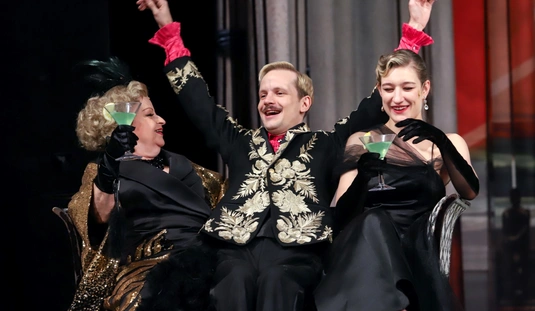 Buborékok - keserű komédia a Nagyszínházban