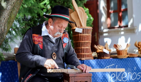 Kézműves ünnep a Miskolci Galériában