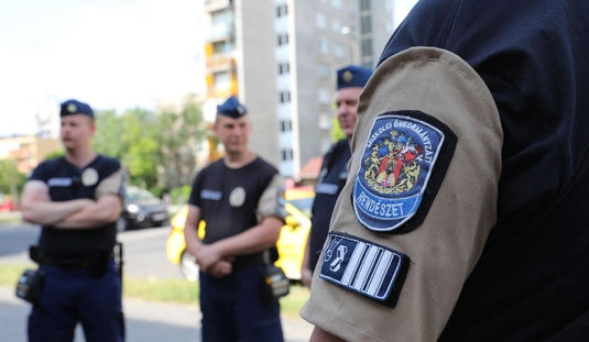 Rendkívüli akció az Avason. Fotó: Juhász Ákos