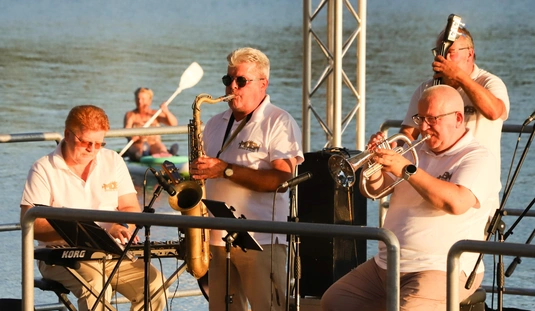 Miskolci Dixieland Band a Mályi Plázson