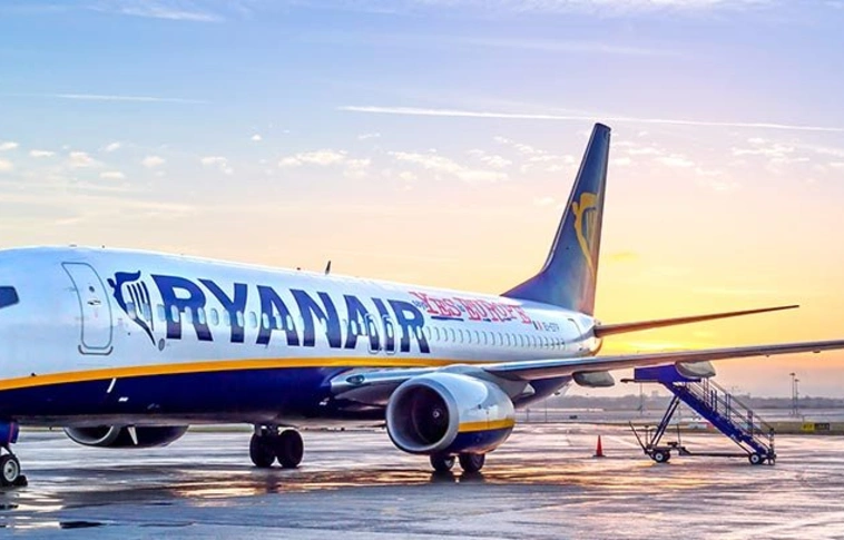 Kényszerleszállás a Ryanairrel: 33 embert vittek kórházba