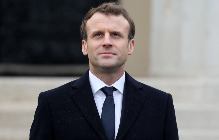 Macron: Európának meg kell szerveznie a saját védelmét