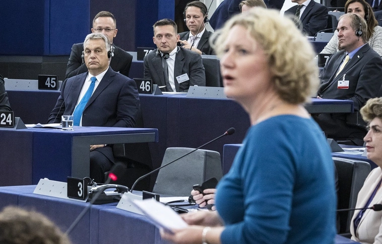 Százharminc oldalban cáfolja a kormány a Sargentini-jelentést