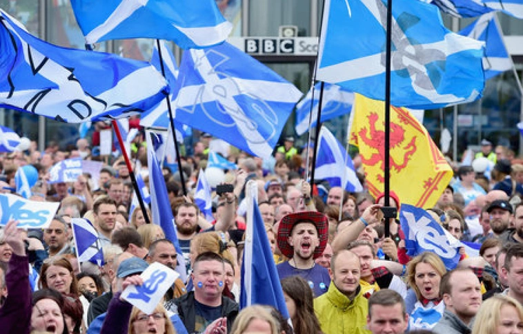 Skócia függetlenségéért tüntettek Edinburgh-ben