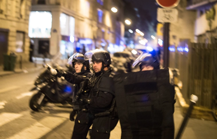 Őrizetbe vettek négy embert Angliában terrorcselekmény előkészítésének gyanújával