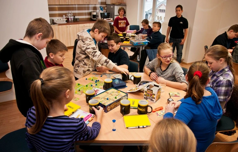 Összetettebb gondolkodás és szélesebb látókör jellemzi a Fiatal Tehetség Program diákjait