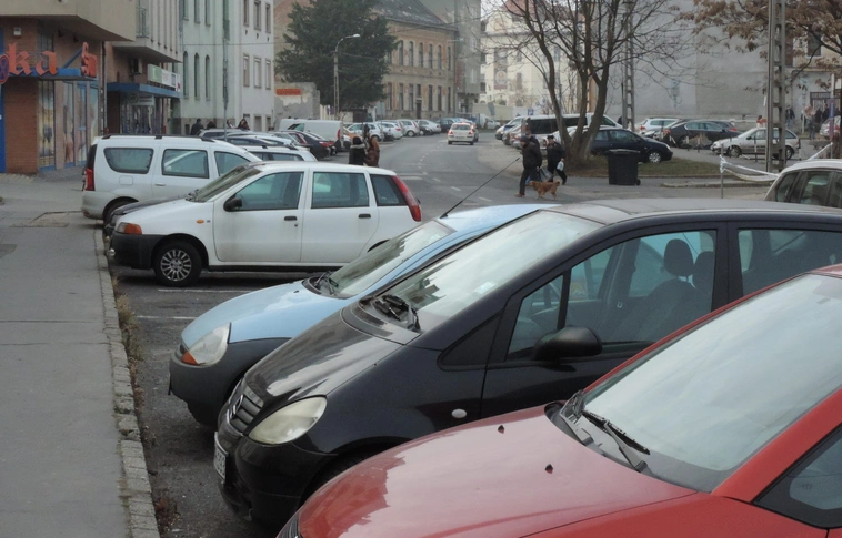 Hasznos információk a novemberi hosszú hétvégére a miskolci intézmények nyitvatartásáról