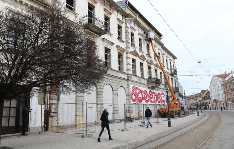 avas_szálló_távtartók