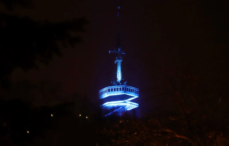 avasi kilátó autizmus világnap