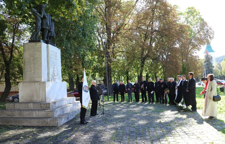 vitézi rend megemlékezés I. világháborús emlékmű