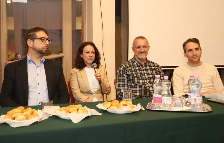 párbeszéd lakossági fórum