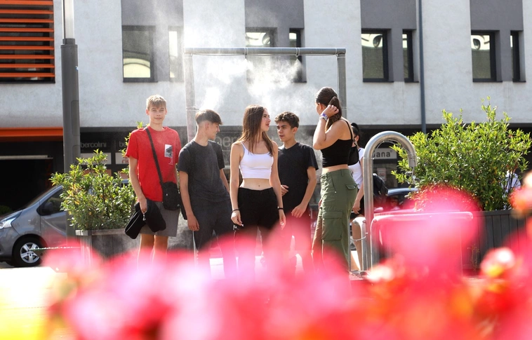 minap inditó párakapu