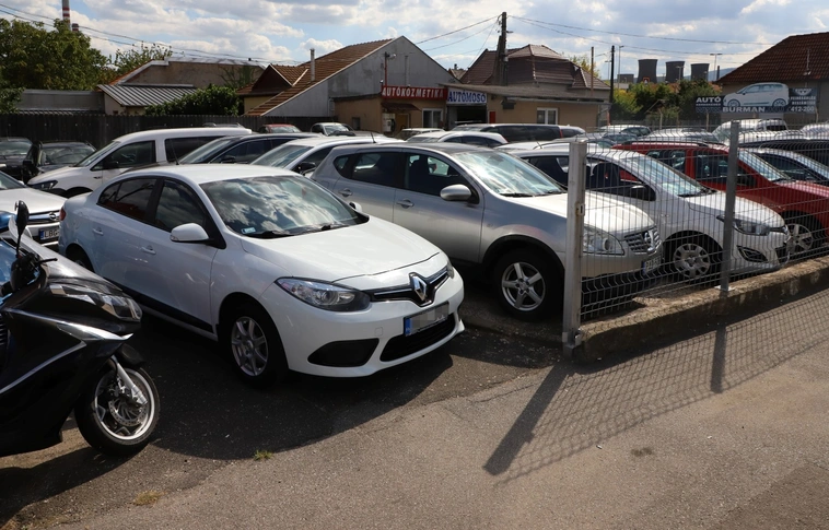 használt autó kereskedés