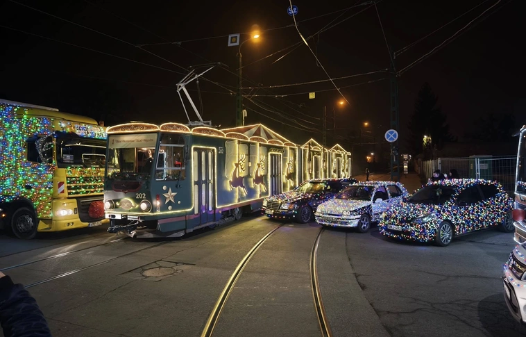 miskolci fényfelvonulás Fotó: Polgárőrség Miskolc Diósgyőr