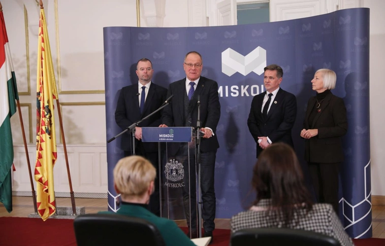 Navracsics Tibor közigazgatási és területfejlesztési miniszter Miskolcon. Fotó: Juhász Ákos